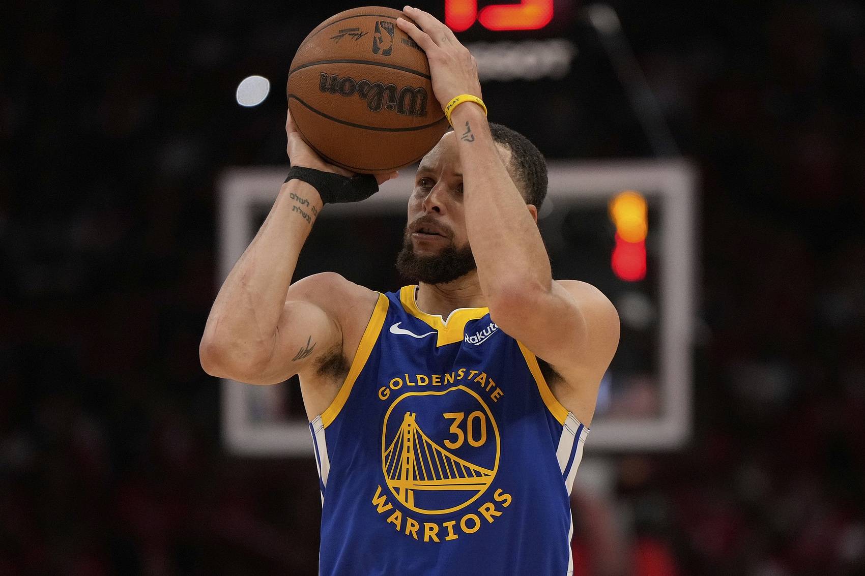 开云中国-库里焦点对战，巴特勒与60激战利物浦分钟，爆冷胜负难料！-开云中国